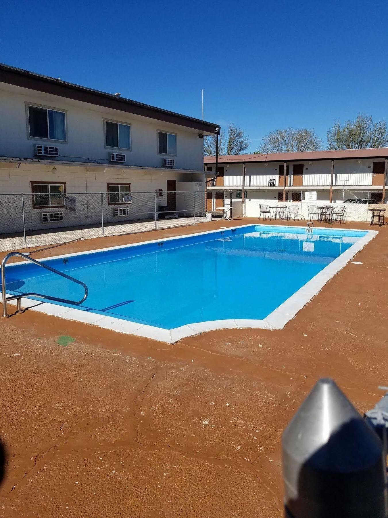 Road Runner Lodge Cortez Bagian luar foto