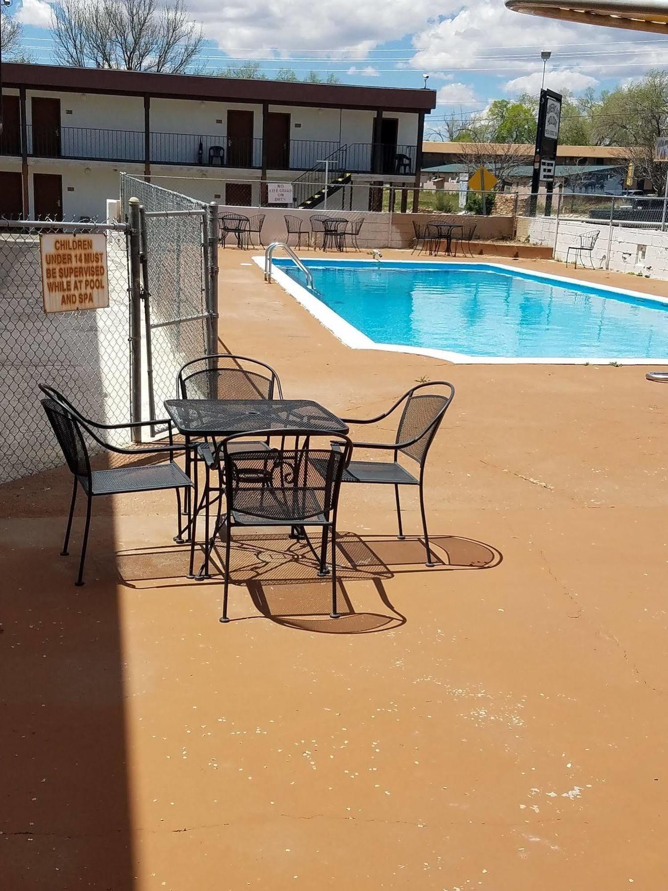 Road Runner Lodge Cortez Bagian luar foto